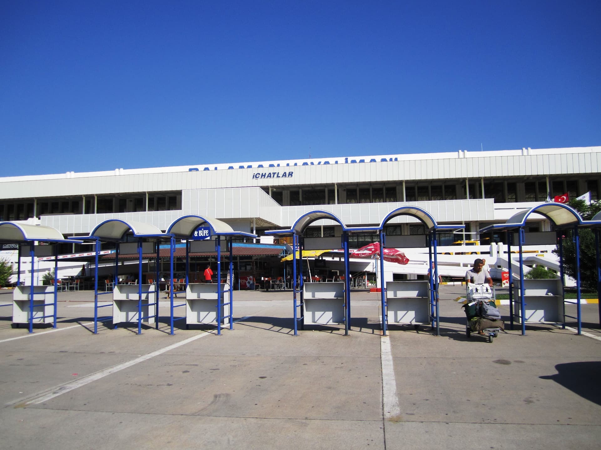 Dalaman Havalimanı terminal binası ve giriş alanı, 2010